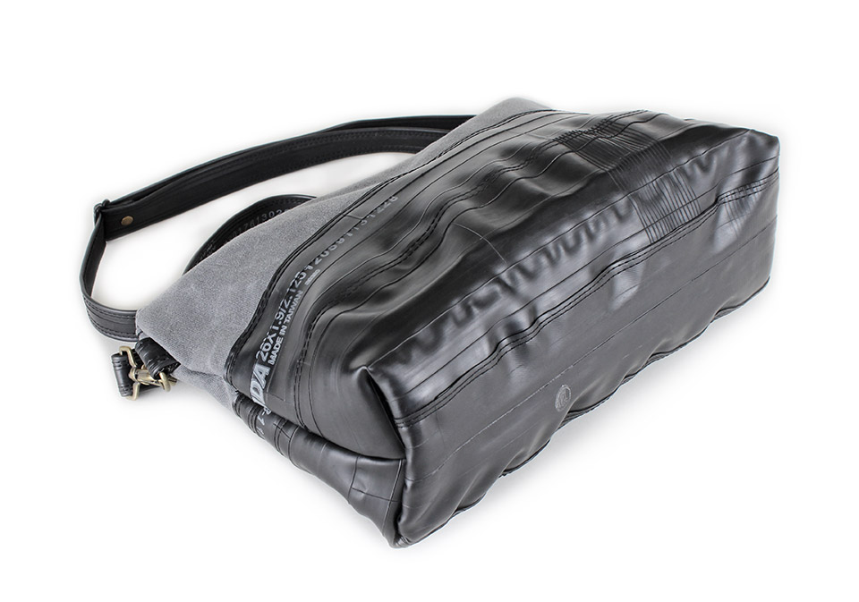 recycled bike inner tube base