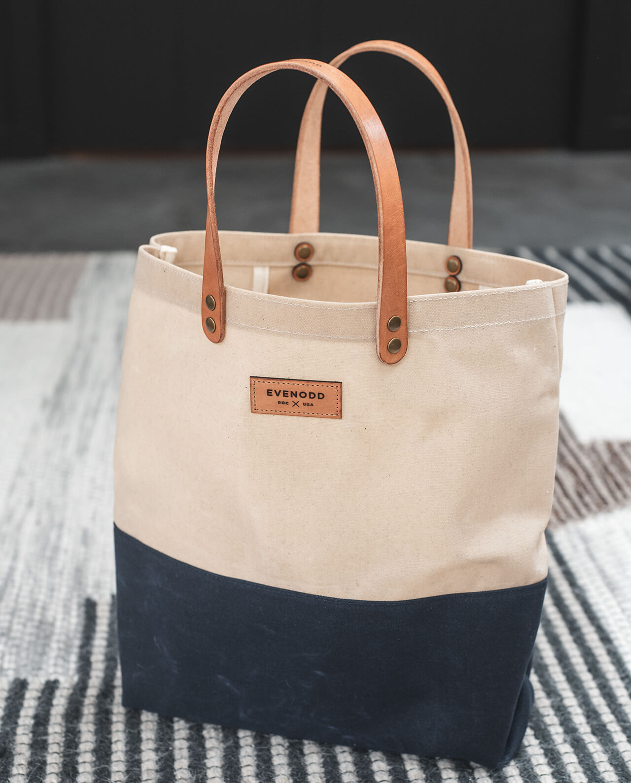 Colorblock Everyday Tote: Waxed Canvas & Leather – EvenOdd