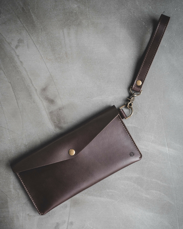 Leather Wristlet Envelope Clutch in Dark Brown