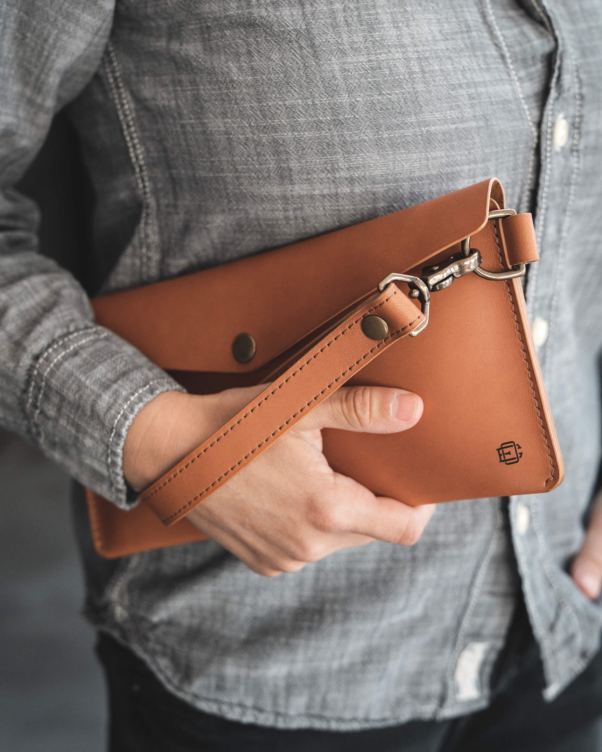 Mens Leather Hand Bag Business Male Fashion Envelope Wristlet Clutch Purse  Pack