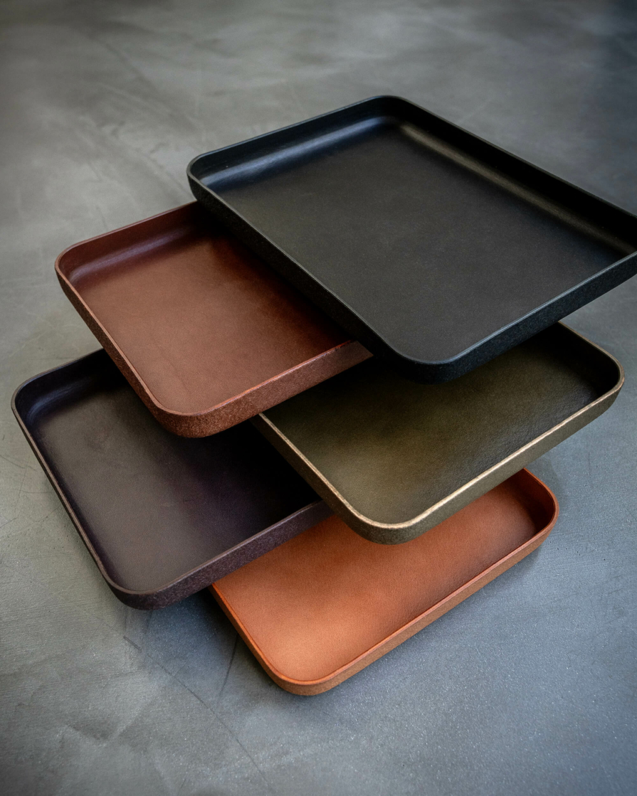 leather valet trays in black, brown, dark brown, olive and tan veg tan leather